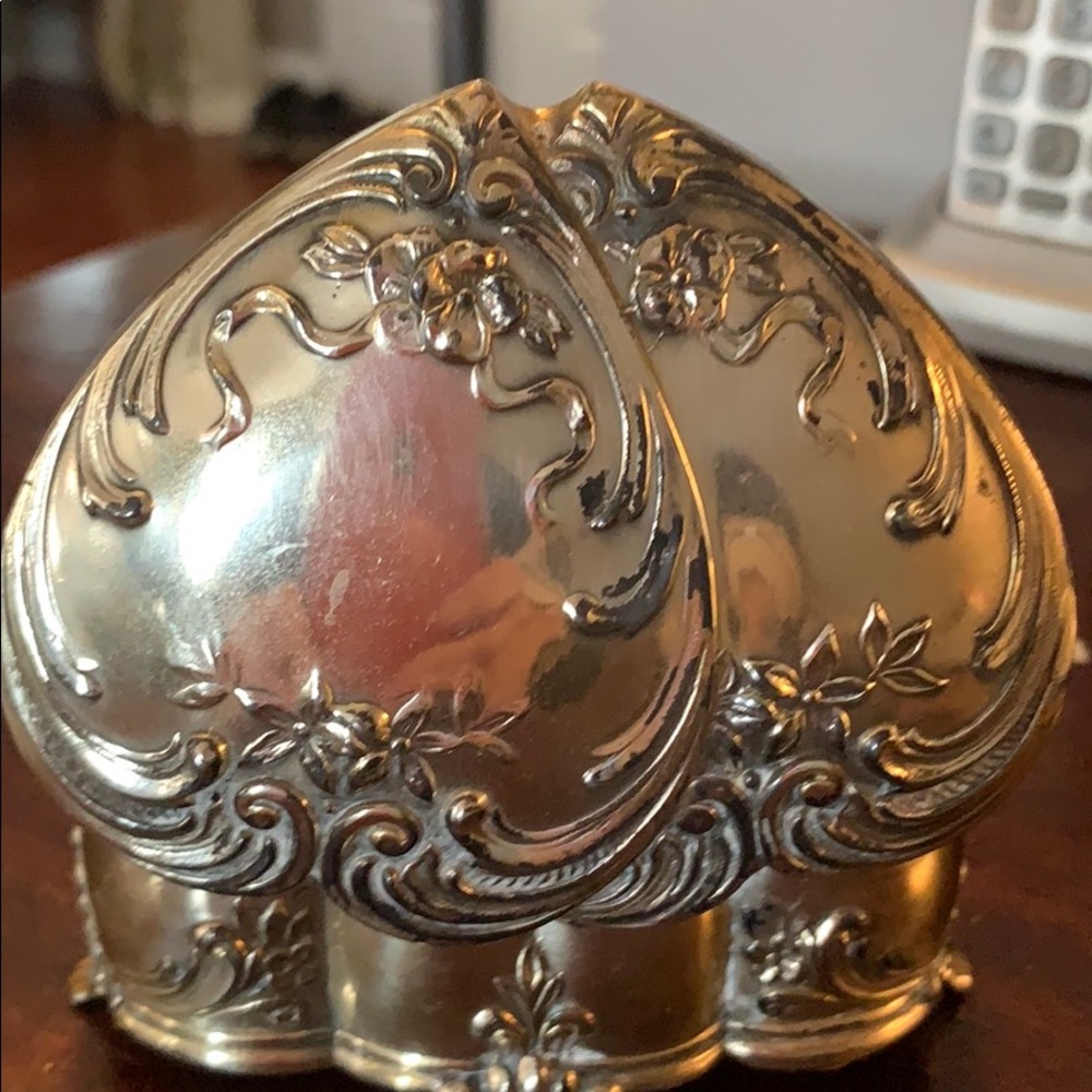 Trinket Box Embossed. - Picture 3 of 5